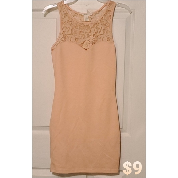 All my items <$10 🥳 - Picture 6 of 12